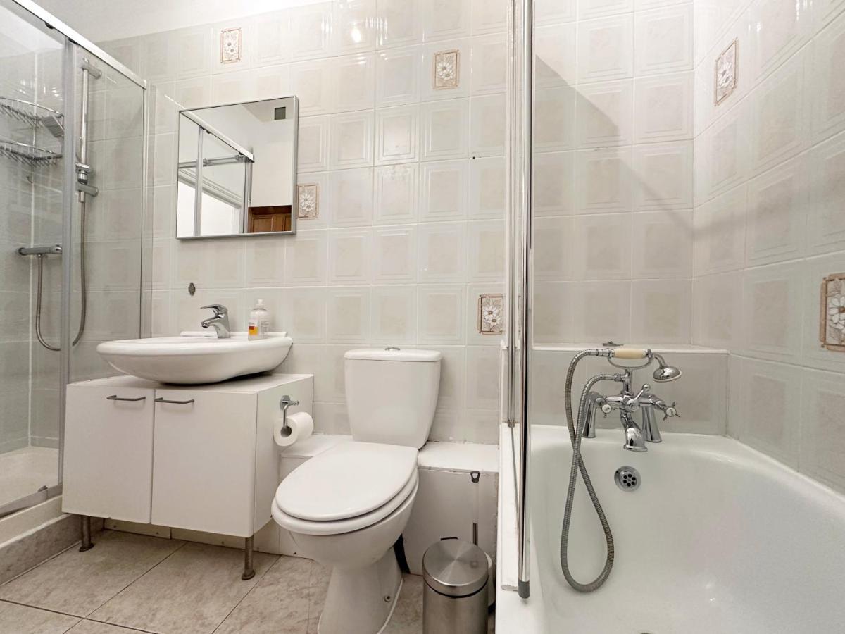Hannah Place Near Finsbury Park - 4 Double Beds, Ideal For Families, Max 8 People Londen